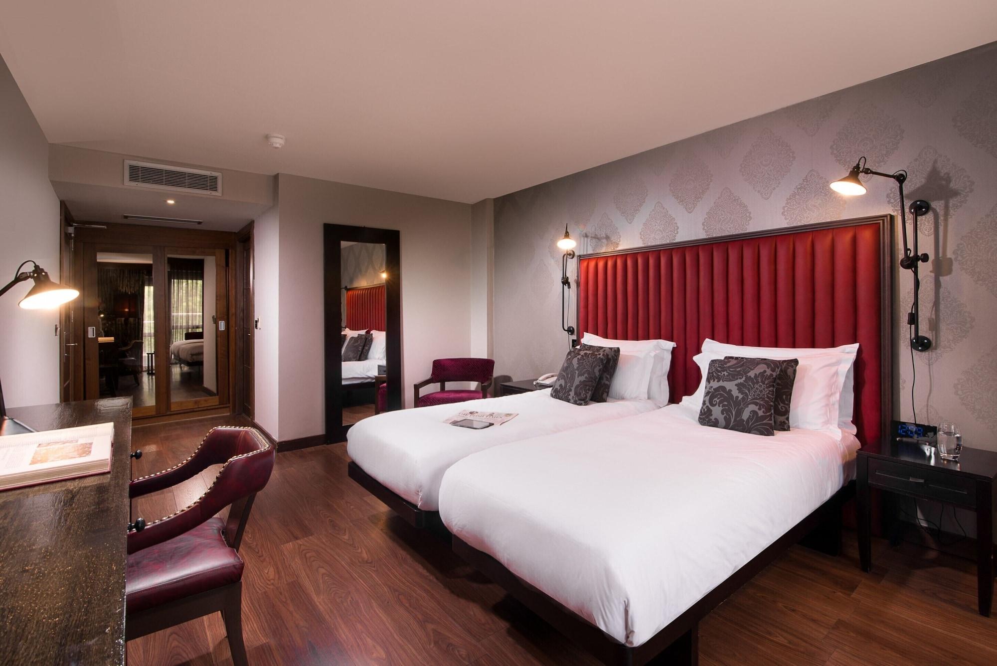 The Twelve Hotel Barna  Zewnętrze zdjęcie
