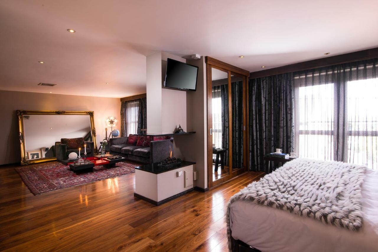 The Twelve Hotel Barna  Zewnętrze zdjęcie