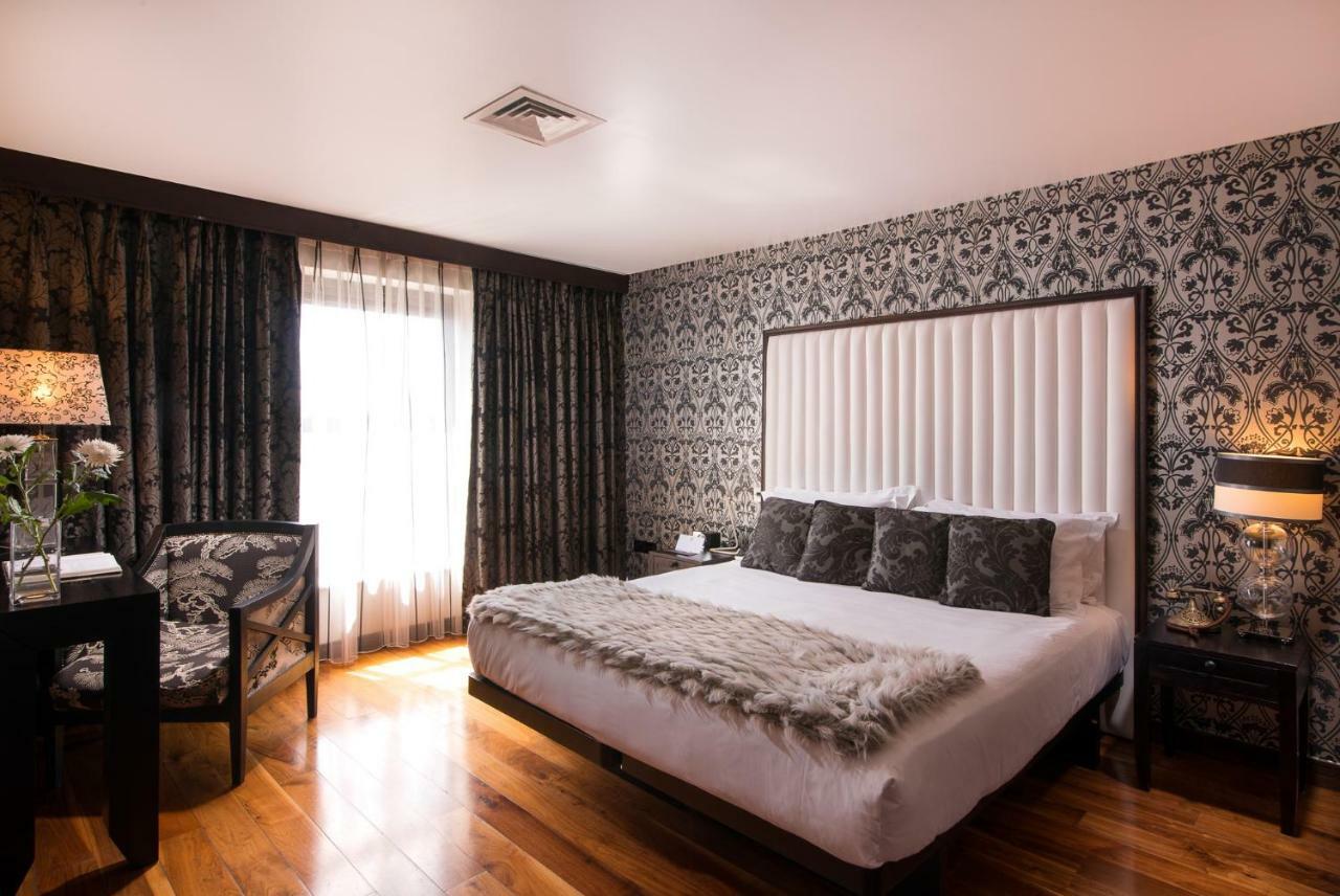 The Twelve Hotel Barna  Zewnętrze zdjęcie